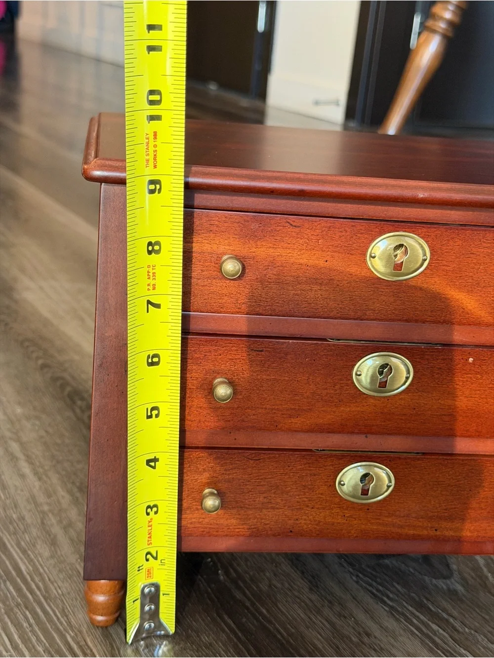 Global Views Inc Wood Jewelry Box Chest Lockable 3 Drawer w/ 2 Keys Brown
